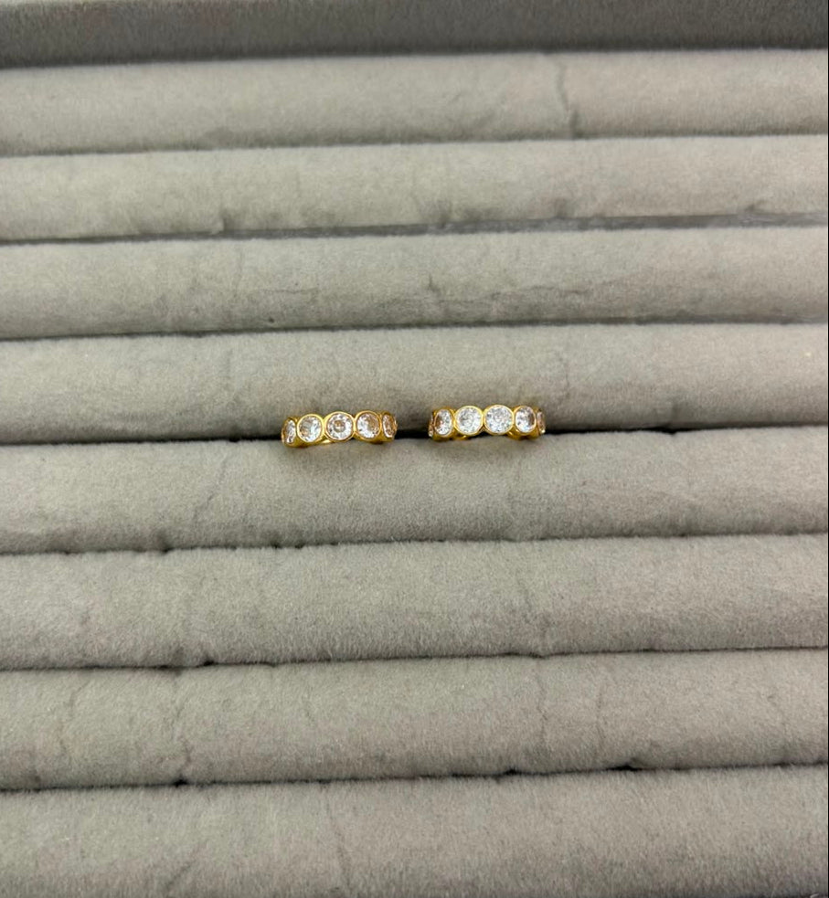 Estelle Earcuff