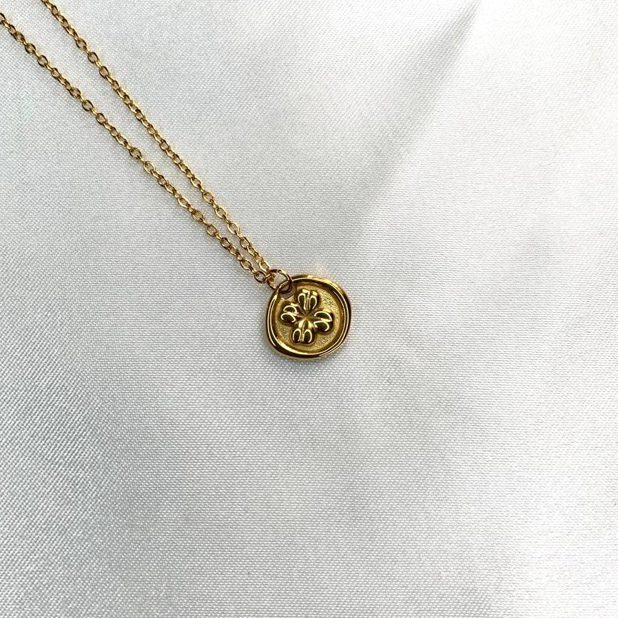 Alexandra Clover Necklace