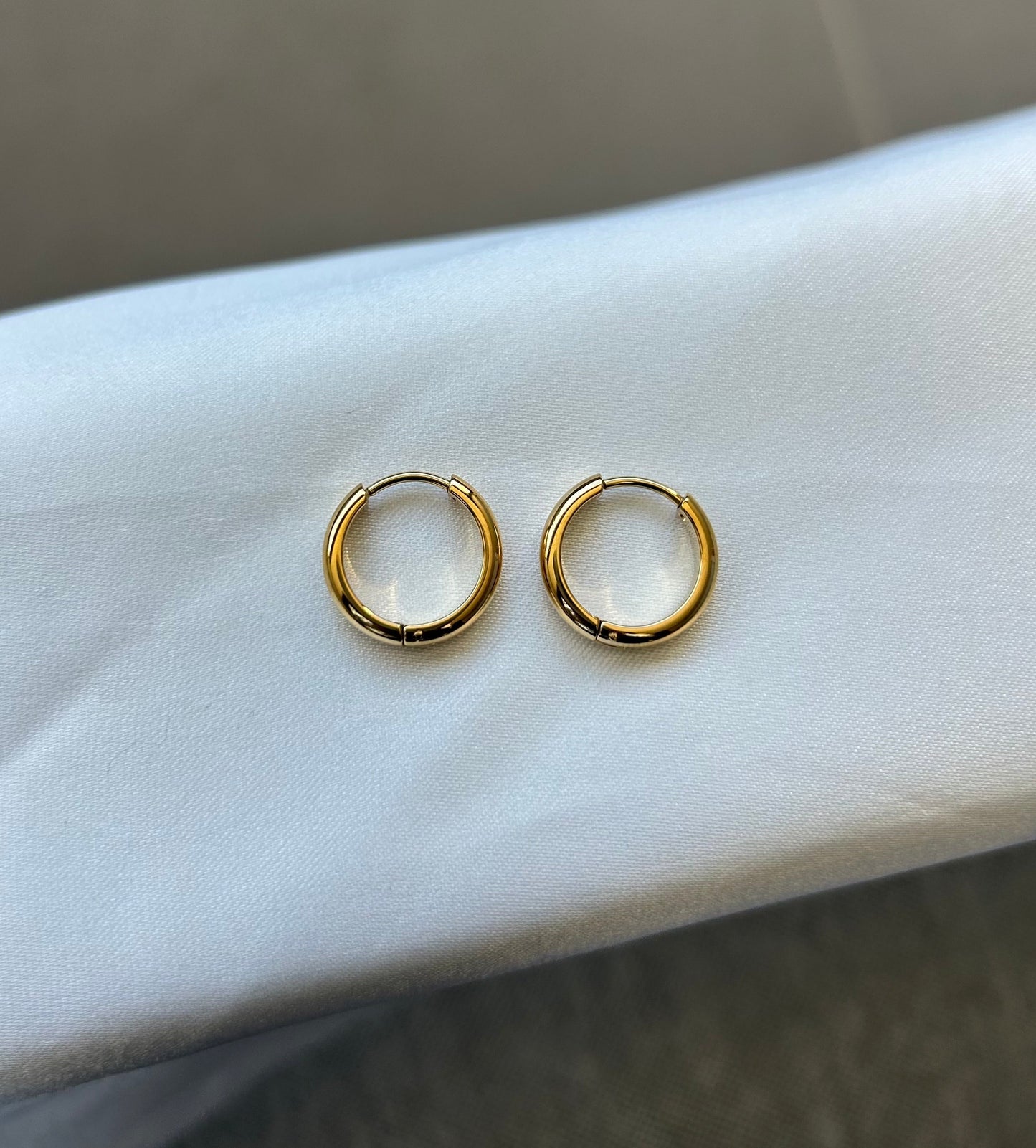 Virella 12MM Hoops