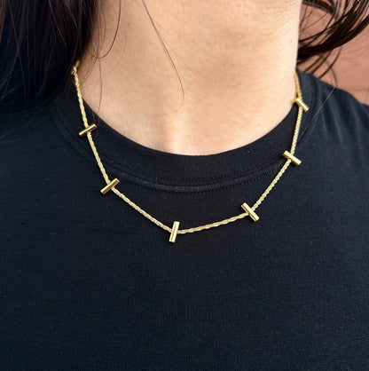Lily Necklace