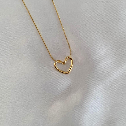 Bella Necklace