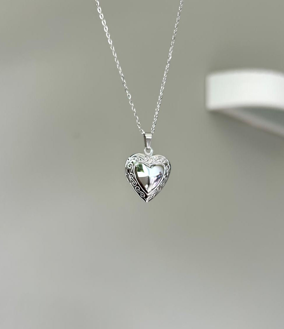 Isabelle Silver Necklace