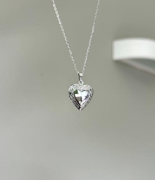 Isabelle Silver Necklace
