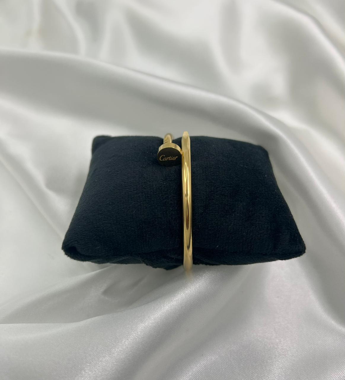 Gold Plain Nail Bracelet